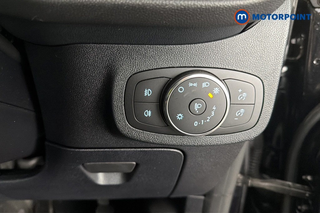 Ford Fiesta Titanium Manual Petrol Hatchback - Stock Number (1672184) - 11th supplementary image