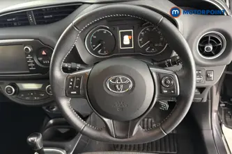 Toyota Yaris Y20 Automatic Petrol-Electric Hybrid Hatchback - Stock Number (1672375) - 2nd supplementary image
