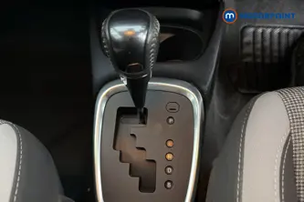 Toyota Yaris Y20 Automatic Petrol-Electric Hybrid Hatchback - Stock Number (1672375) - 15th supplementary image