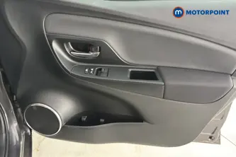 Toyota Yaris Y20 Automatic Petrol-Electric Hybrid Hatchback - Stock Number (1672375) - 18th supplementary image