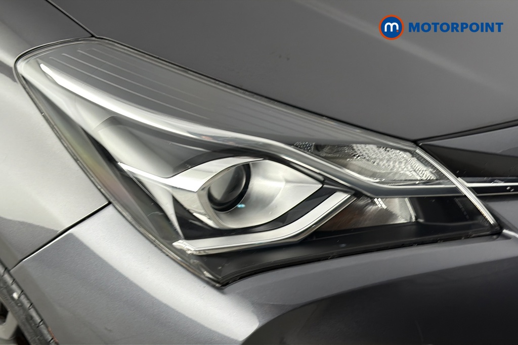Toyota Yaris Y20 Automatic Petrol-Electric Hybrid Hatchback - Stock Number (1672375) - 42nd supplementary image