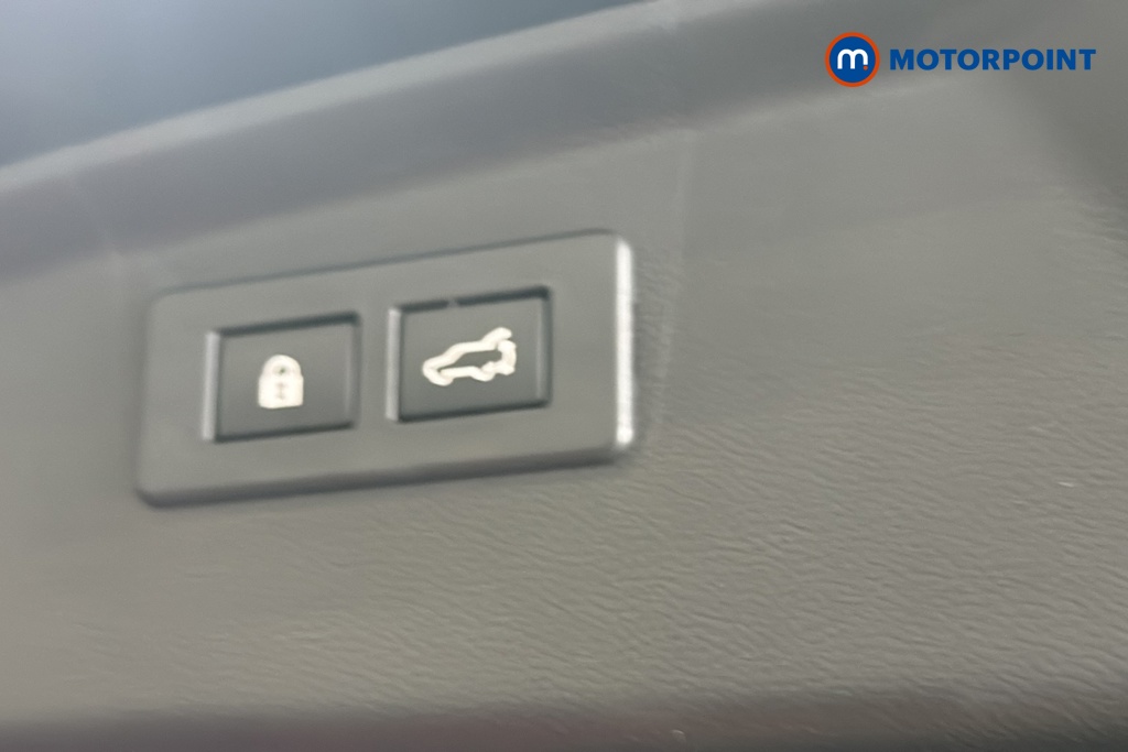 Subaru Outback Touring Automatic Petrol Estate - Stock Number (1673789) - 35th supplementary image