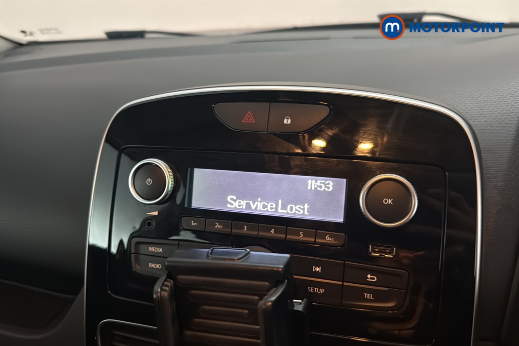 Renault Clio Play Manual Petrol Hatchback - Stock Number (1678551) - 8th supplementary image