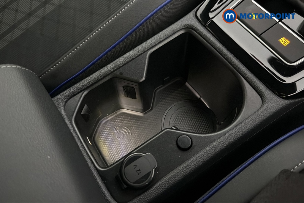 Volkswagen Golf Black Edition Manual Petrol Hatchback - Stock Number (1678696) - 16th supplementary image