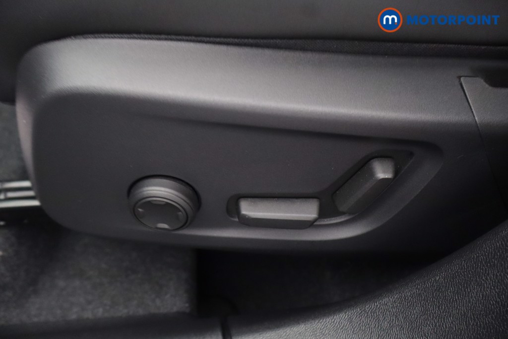 Volvo Xc40 Ultimate Automatic Petrol SUV - Stock Number (1680095) - 42nd supplementary image