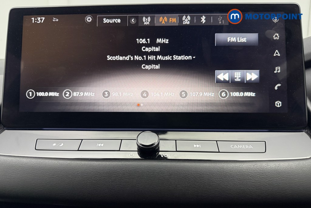 Nissan Qashqai N-Connecta Automatic Petrol SUV - Stock Number (1680468) - 4th supplementary image