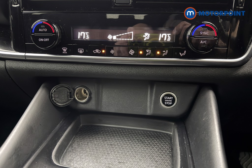 Nissan Qashqai N-Connecta Automatic Petrol SUV - Stock Number (1680468) - 16th supplementary image