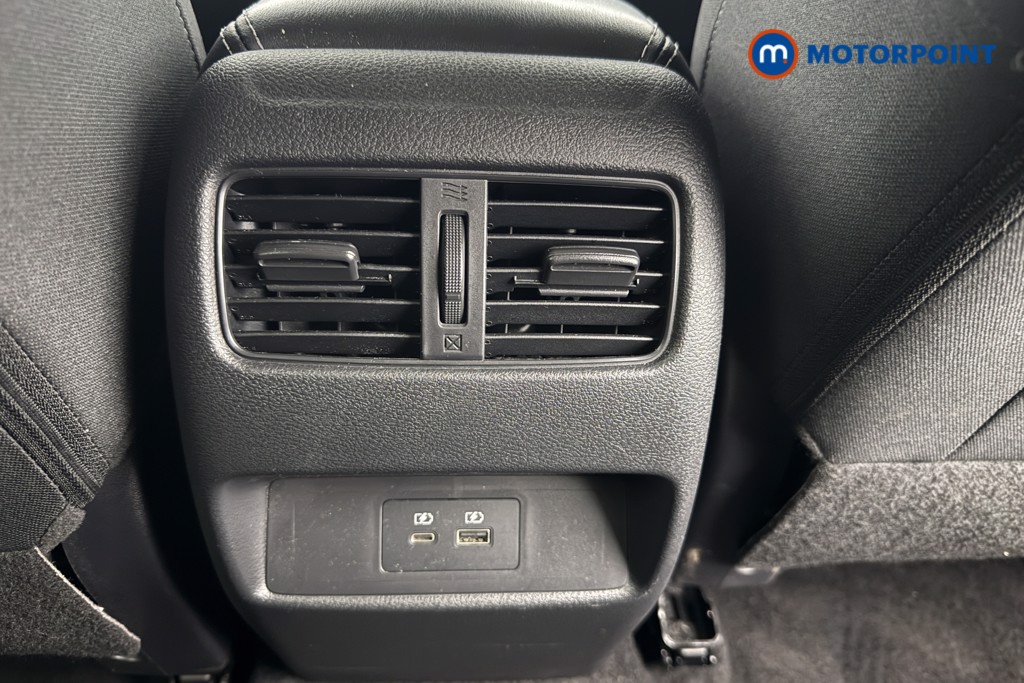Nissan Qashqai N-Connecta Automatic Petrol SUV - Stock Number (1680468) - 21st supplementary image