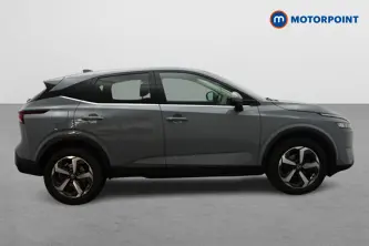Nissan Qashqai N-Connecta Automatic Petrol SUV - Stock Number (1680468) - Drivers side