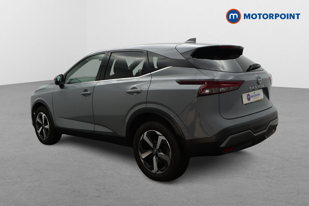 Nissan Qashqai N-Connecta Automatic Petrol SUV - Stock Number (1680468) - Passenger side rear corner
