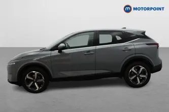 Nissan Qashqai N-Connecta Automatic Petrol SUV - Stock Number (1680468) - Passenger side