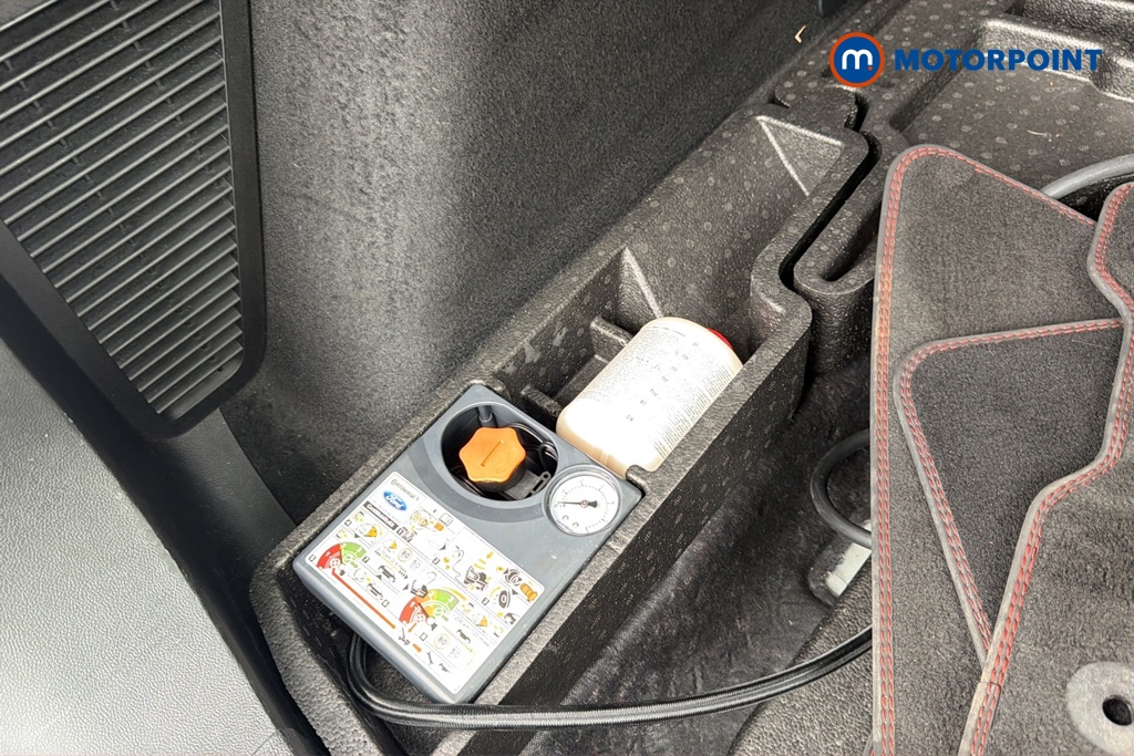 Ford Kuga St-Line Edition Automatic Petrol Plug-In Hybrid SUV - Stock Number (1680532) - 33rd supplementary image