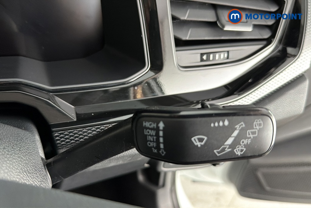 Volkswagen Polo Life Manual Petrol Hatchback - Stock Number (1682258) - 6th supplementary image