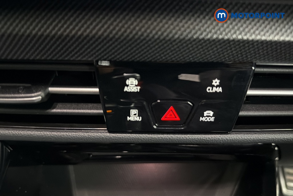 Volkswagen Golf Black Edition Manual Petrol Hatchback - Stock Number (1682357) - 12th supplementary image