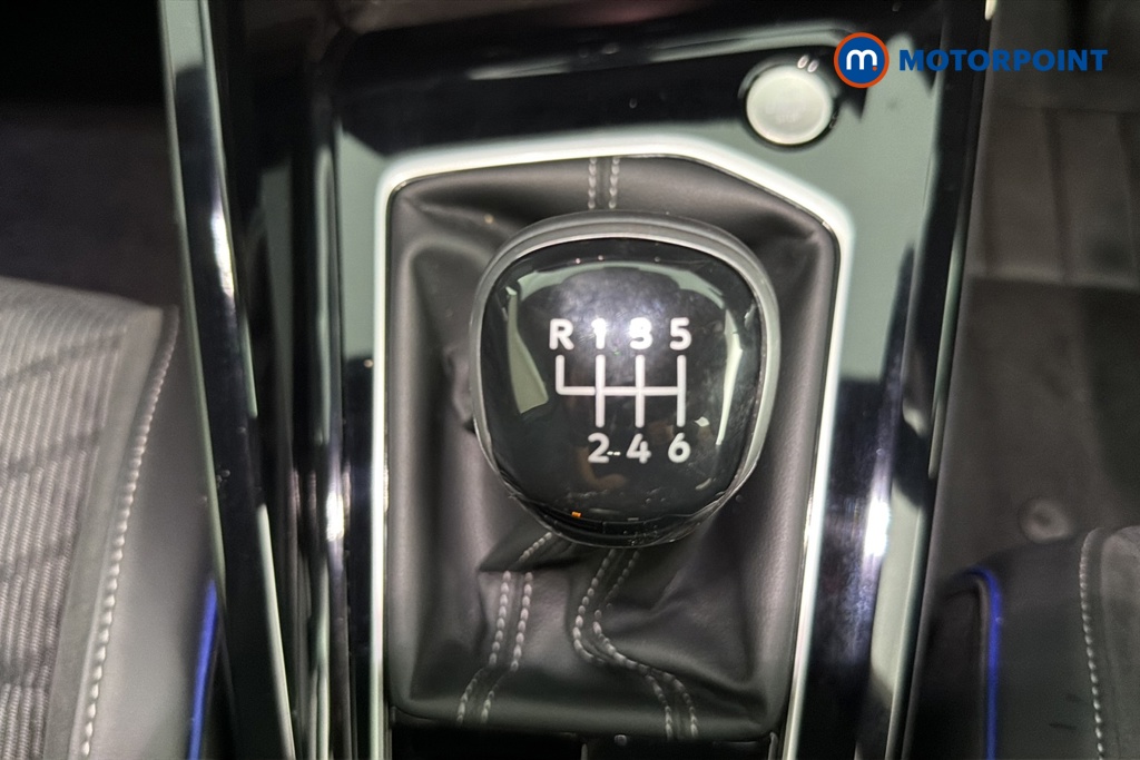 Volkswagen Golf Black Edition Manual Petrol Hatchback - Stock Number (1682357) - 15th supplementary image