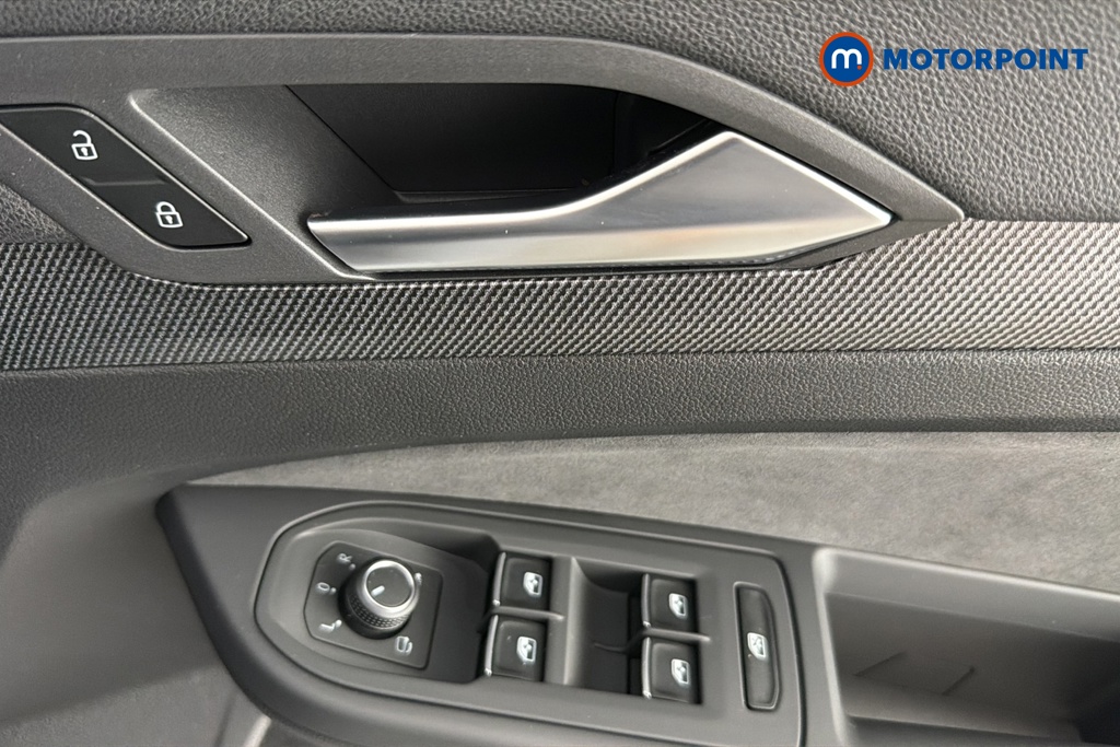 Volkswagen Golf Black Edition Manual Petrol Hatchback - Stock Number (1682357) - 19th supplementary image