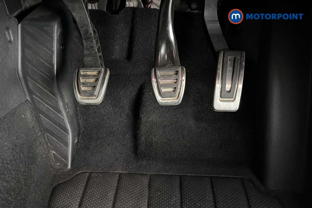 Volkswagen Golf Black Edition Manual Petrol Hatchback - Stock Number (1682357) - 24th supplementary image