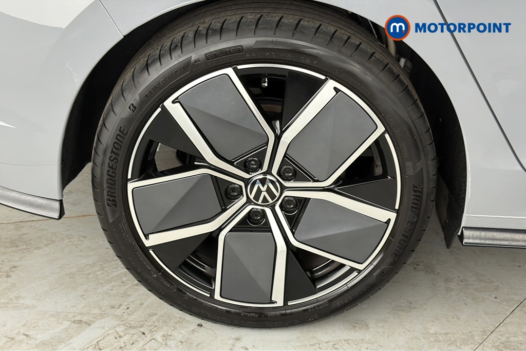 Volkswagen Golf Black Edition Manual Petrol Hatchback - Stock Number (1682357) - 46th supplementary image
