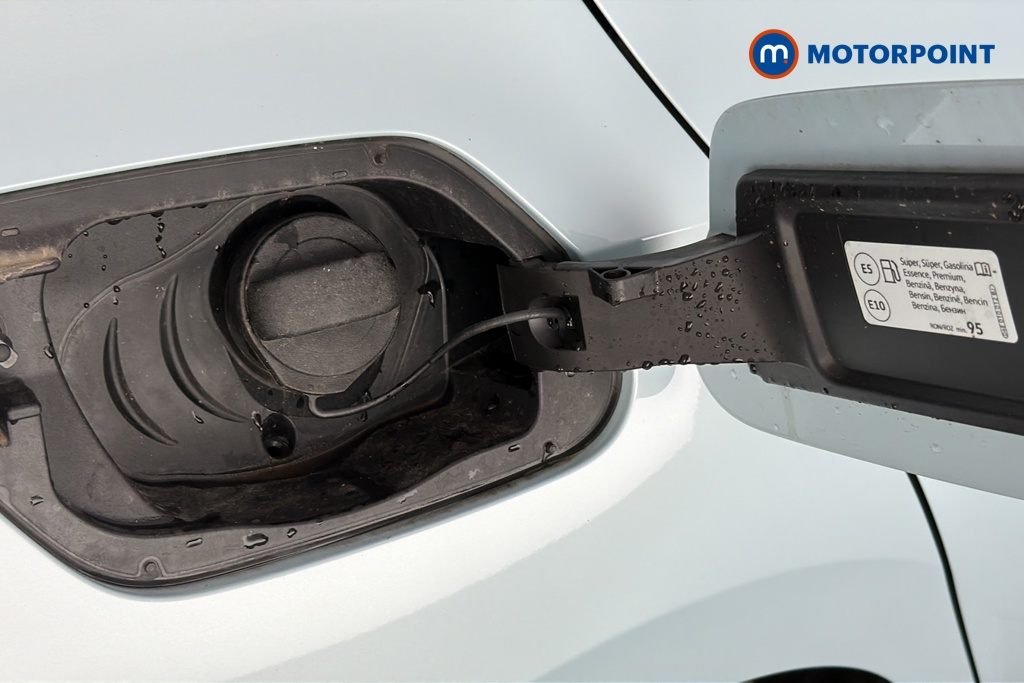 Volkswagen Golf R-Line Automatic Petrol Hatchback - Stock Number (1682358) - 41st supplementary image