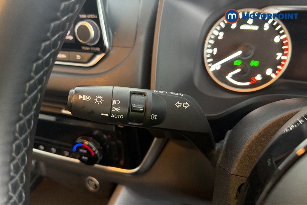 Nissan Qashqai Acenta Premium Manual Petrol SUV - Stock Number (1682535) - 5th supplementary image