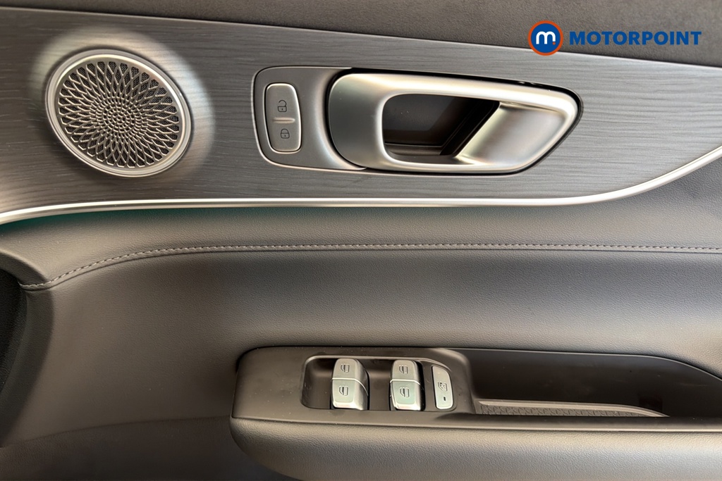 Chery Tiggo 8 Summit Automatic Petrol Plug-In Hybrid SUV - Stock Number (1682716) - 19th supplementary image