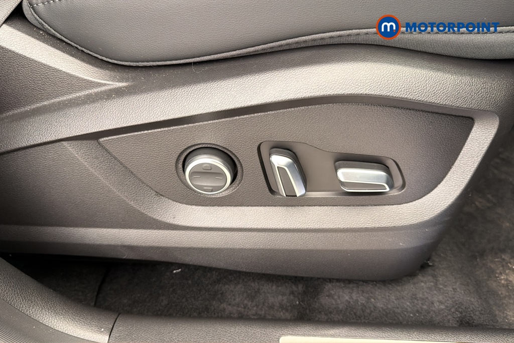 Chery Tiggo 8 Summit Automatic Petrol Plug-In Hybrid SUV - Stock Number (1682716) - 23rd supplementary image