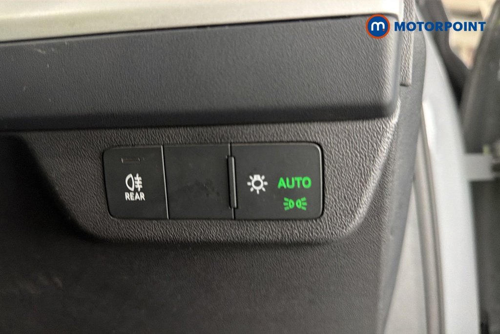 Audi Q4 Sport Automatic Electric SUV - Stock Number (1683067) - 11th supplementary image
