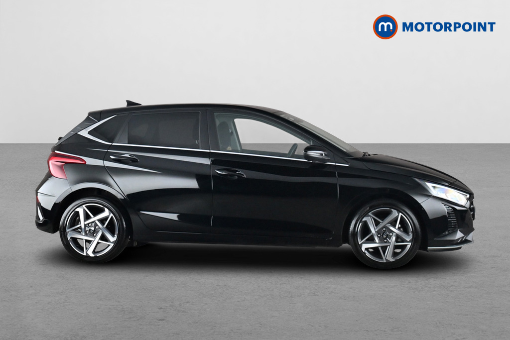 Hyundai I20 Tech Line Automatic Petrol Hatchback - Stock Number (1683596) - Passenger side