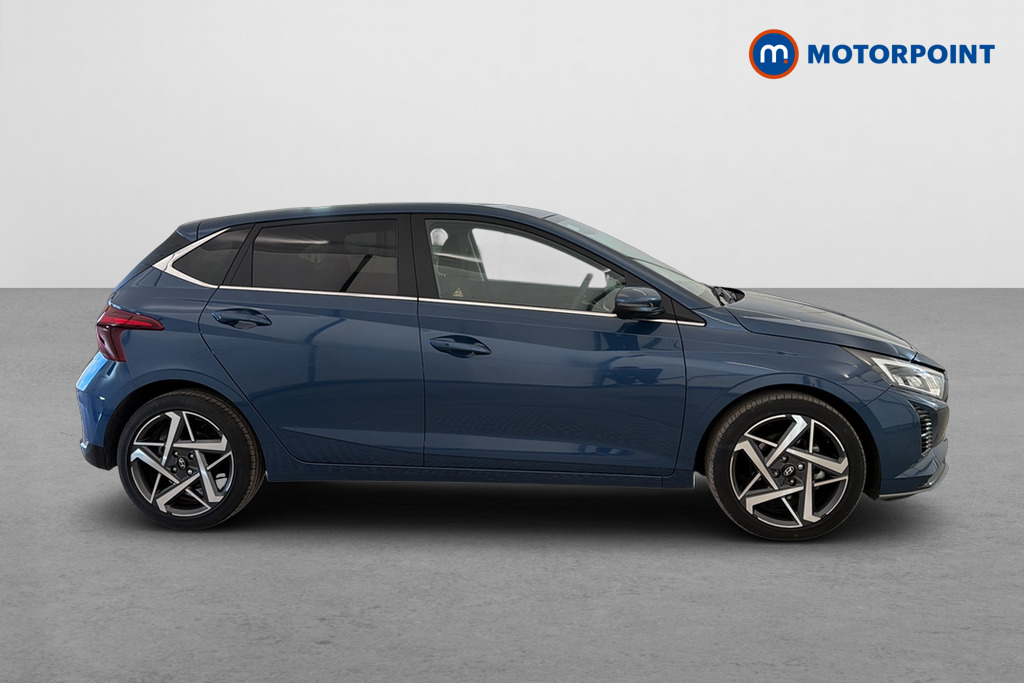 Hyundai I20 Tech Line Automatic Petrol Hatchback - Stock Number (1683603) - Passenger side