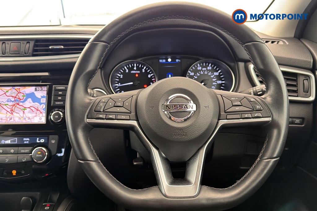 Nissan Qashqai N-Motion Manual Petrol SUV - Stock Number (1684052) - 2nd supplementary image