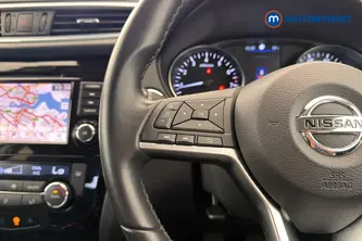 Nissan Qashqai N-Motion Manual Petrol SUV - Stock Number (1684052) - 4th supplementary image