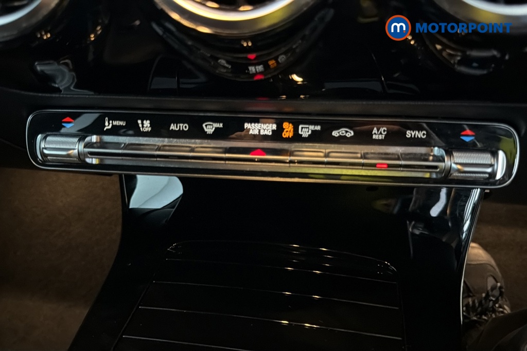 Mercedes-Benz A Class Amg Line Automatic Diesel Hatchback - Stock Number (1684591) - 12th supplementary image