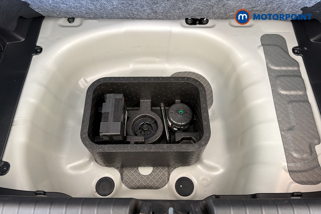 Hyundai I20 Black Line Manual Petrol Hatchback - Stock Number (1684713) - 33rd supplementary image