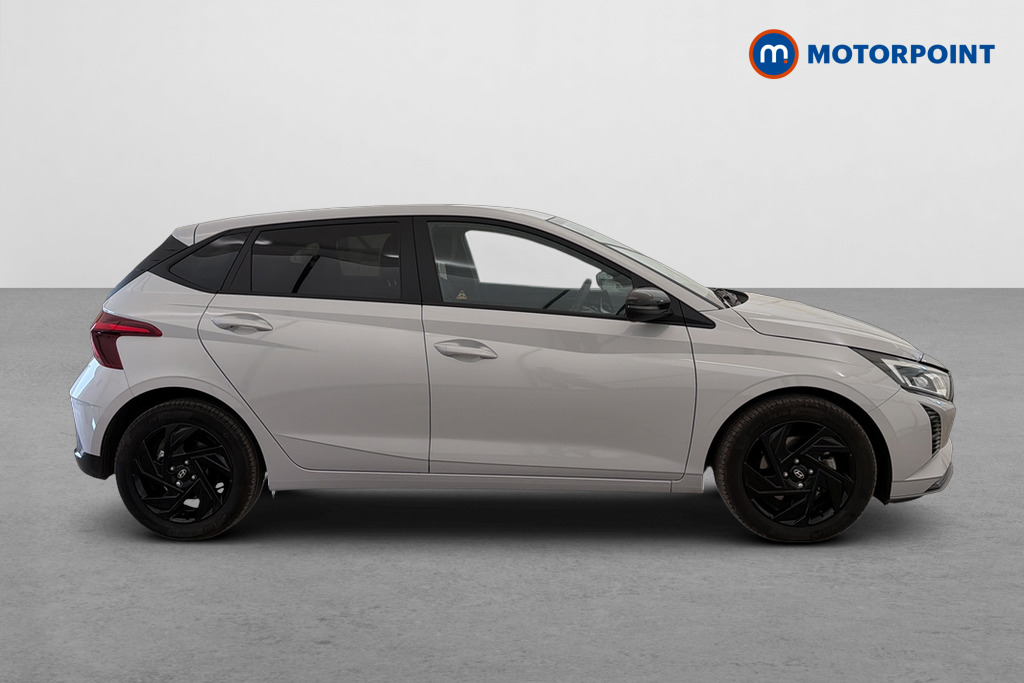 Hyundai I20 Black Line Manual Petrol Hatchback - Stock Number (1684713) - Passenger side