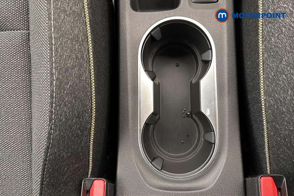 Renault Captur Techno Automatic Petrol-Electric Hybrid SUV - Stock Number (1684915) - 16th supplementary image
