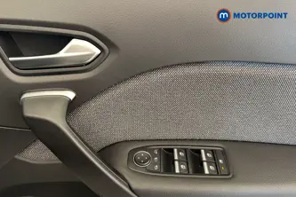 Renault Captur Techno Automatic Petrol-Electric Hybrid SUV - Stock Number (1684915) - 19th supplementary image