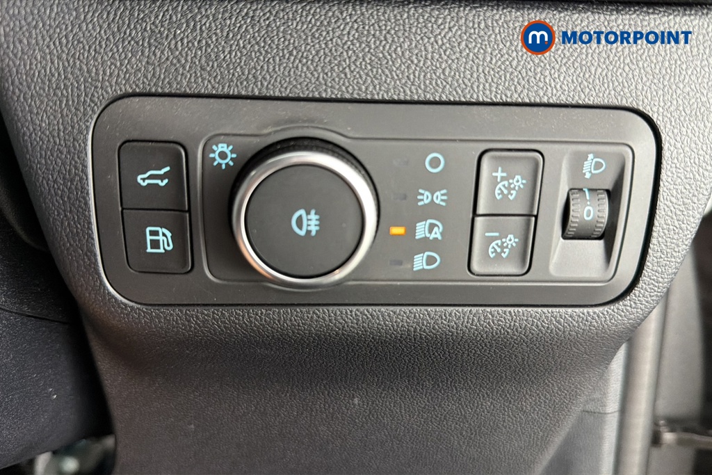 Ford Kuga St-Line Automatic Petrol Plug-In Hybrid SUV - Stock Number (1685048) - 11th supplementary image