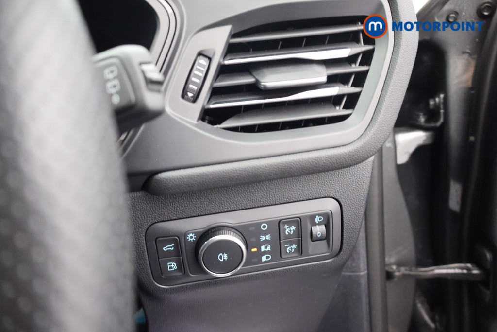 Ford Kuga St-Line Automatic Petrol Plug-In Hybrid SUV - Stock Number (1685060) - 7th supplementary image