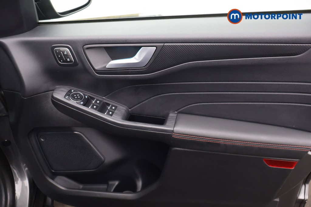 Ford Kuga St-Line Automatic Petrol Plug-In Hybrid SUV - Stock Number (1685060) - 12th supplementary image