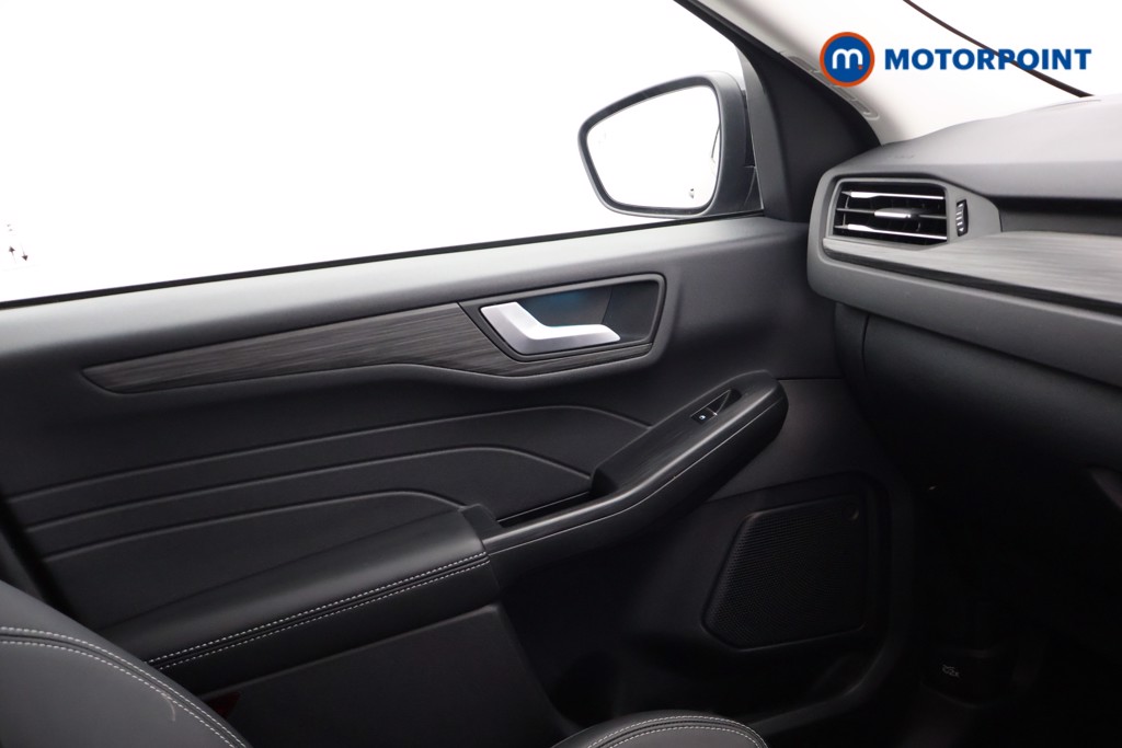 Ford Kuga Active Automatic Petrol Plug-In Hybrid SUV - Stock Number (1685067) - 9th supplementary image