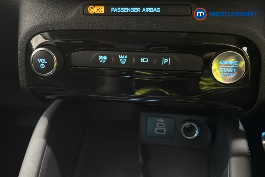 Ford Kuga Active Automatic Petrol Plug-In Hybrid SUV - Stock Number (1685069) - 12th supplementary image