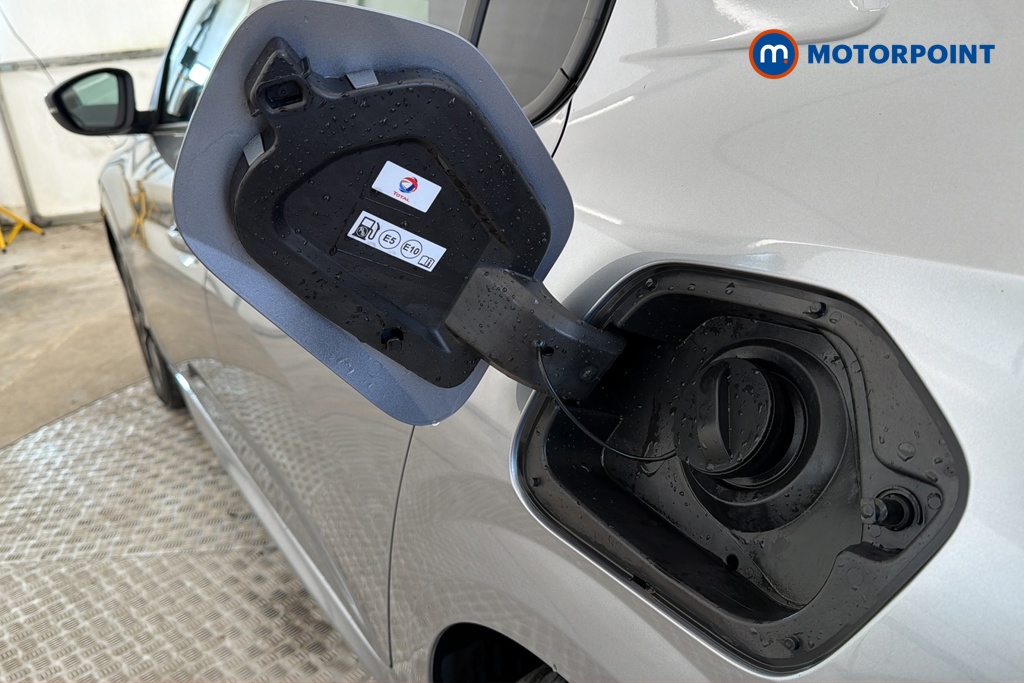Peugeot 208 Allure Manual Petrol Hatchback - Stock Number (1603060) - 41st supplementary image