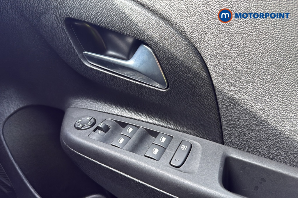 Vauxhall Corsa YES Manual Petrol Hatchback - Stock Number (1639840) - 19th supplementary image
