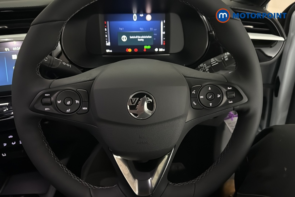 Vauxhall Corsa YES Manual Petrol Hatchback - Stock Number (1639885) - 2nd supplementary image