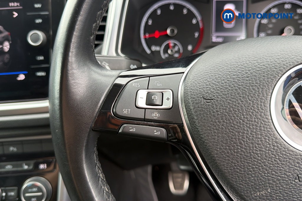 Volkswagen T-Roc Active Manual Petrol SUV - Stock Number (1649355) - 4th supplementary image