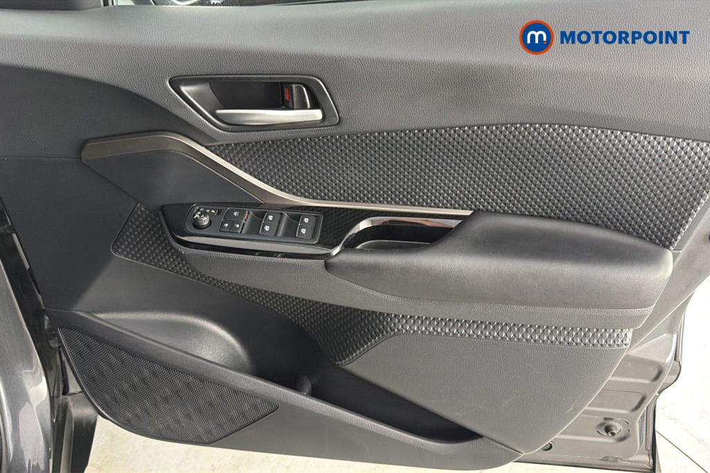 Toyota C-Hr Design Manual Petrol SUV - Stock Number (1653258) - 18th supplementary image