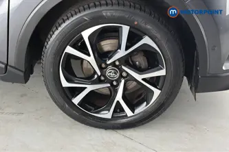 Toyota C-Hr Design Manual Petrol SUV - Stock Number (1653258) - 47th supplementary image