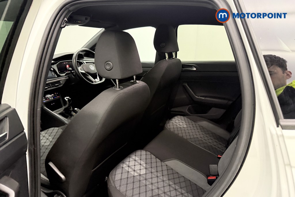 Volkswagen Polo R-Line Manual Petrol Hatchback - Stock Number (1657672) - 28th supplementary image