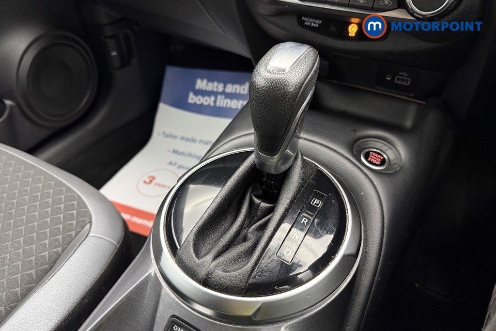 Nissan Juke N-Connecta Automatic Petrol SUV - Stock Number (1658695) - 16th supplementary image