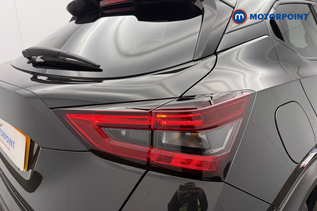 Nissan Juke N-Connecta Automatic Petrol SUV - Stock Number (1658695) - 20th supplementary image